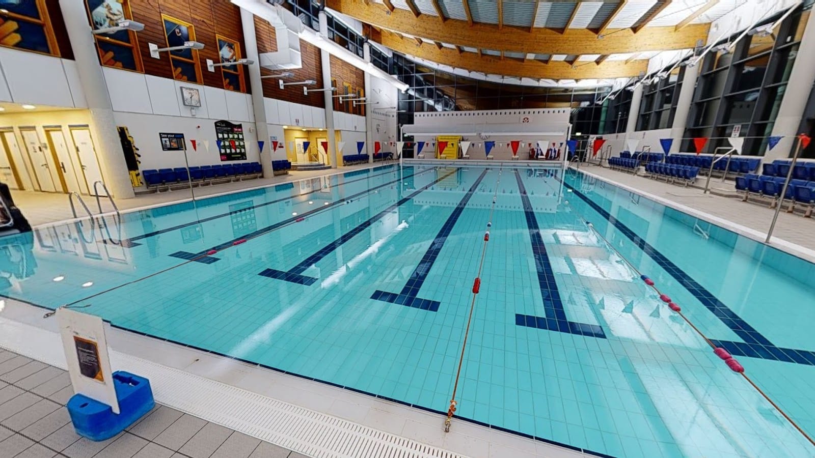 Riverside Leisure Centre, photo 2