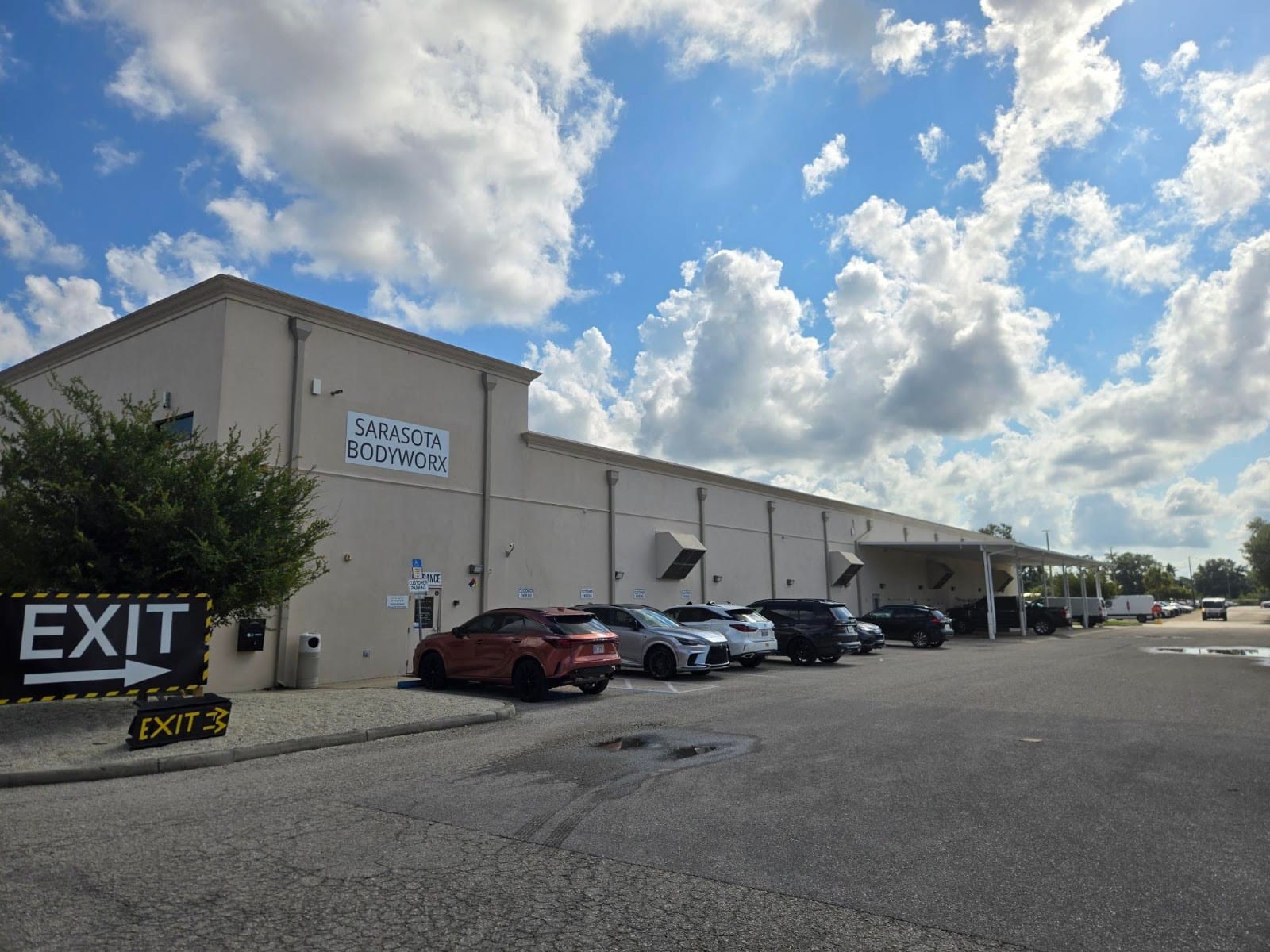 Lexus Of Sarasota, photo 3