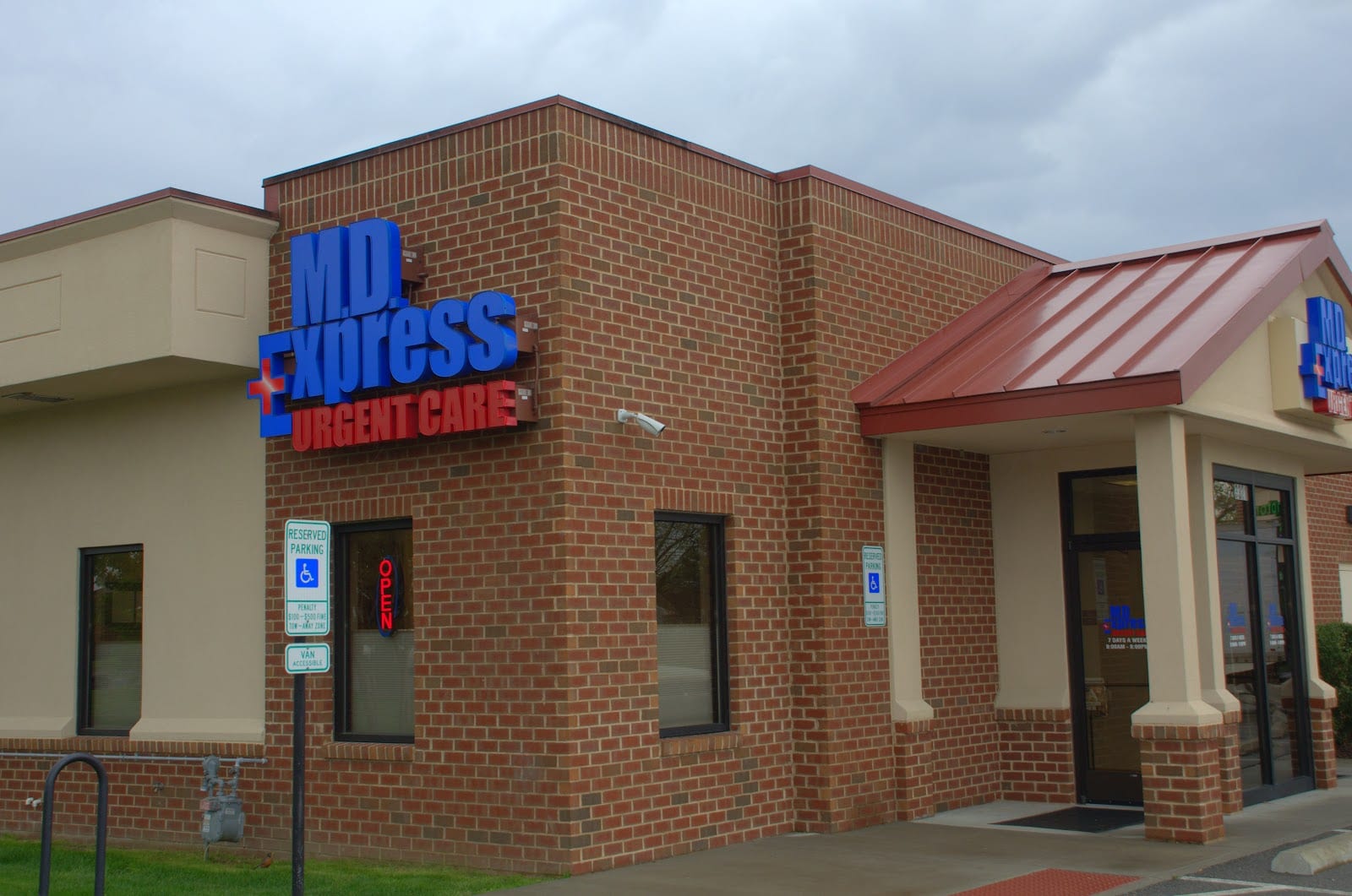 MD Express Urgent Care Hampton, photo 2
