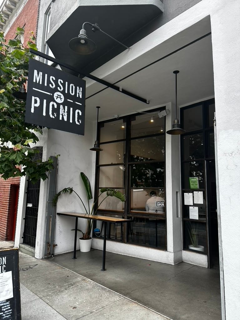 Mission Picnic, photo 2