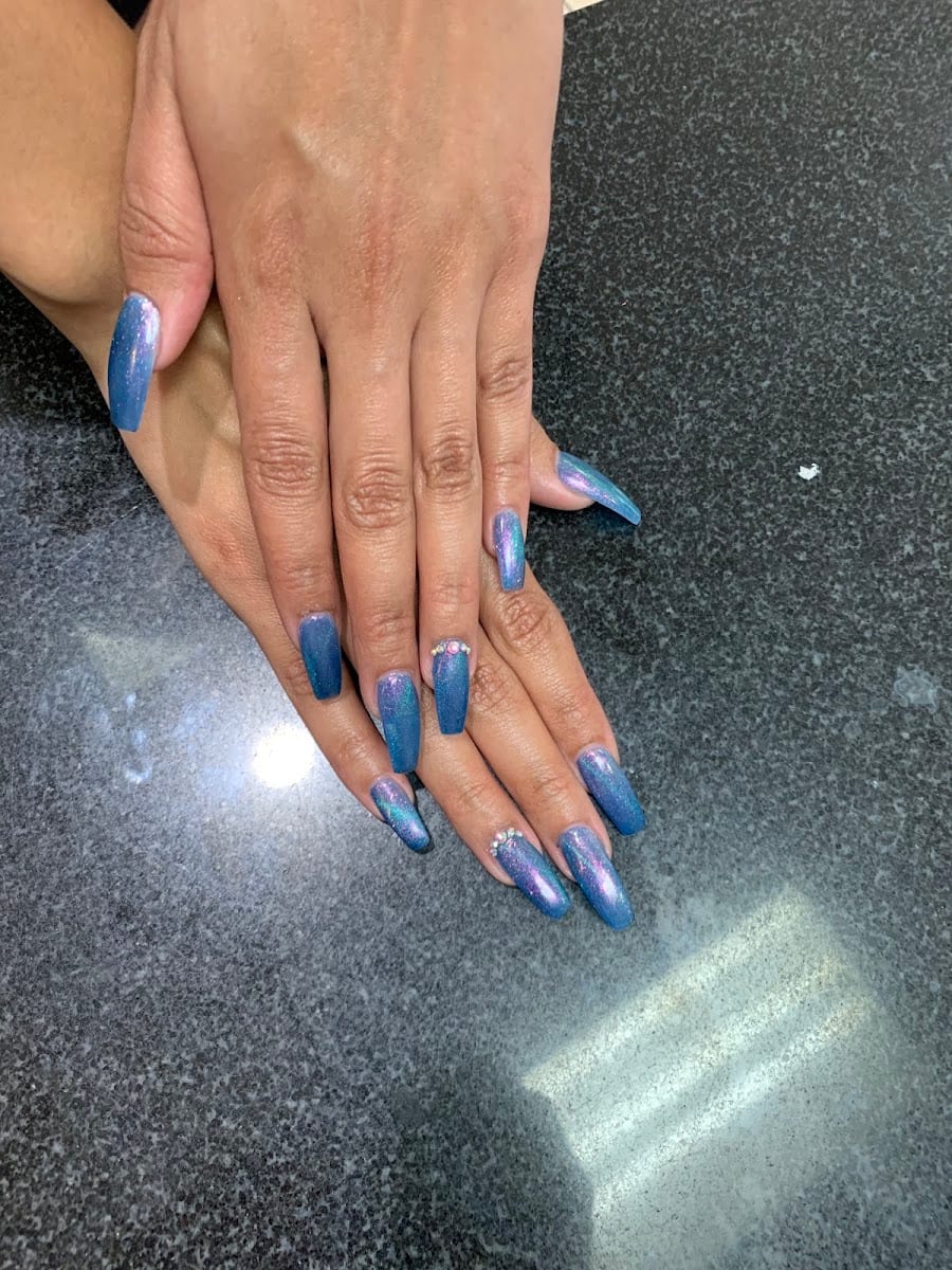 N & T Nails, photo 3