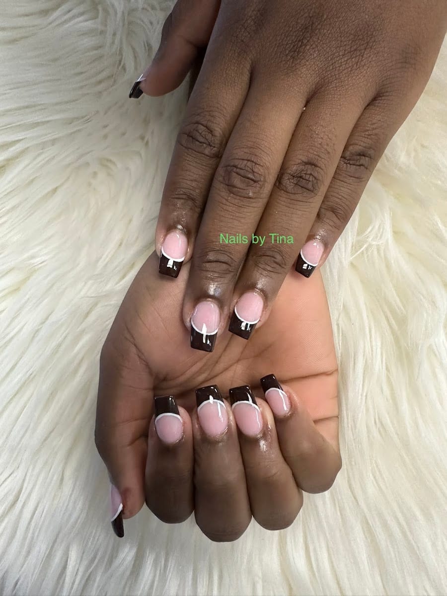 Tip Top Nails, photo 2