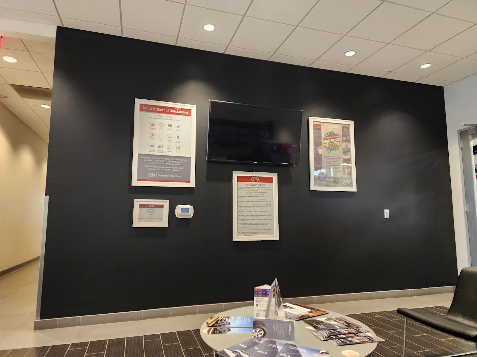 Group 1 Kia Hub City Service Center, photo 3