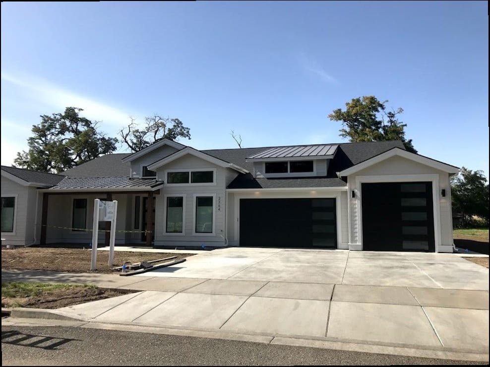 Bay Contractors & Roofing