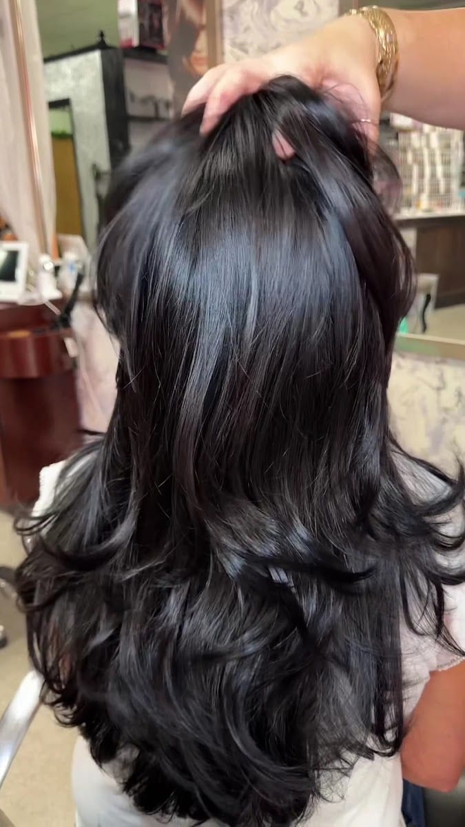 Hair Unlimited, photo 3