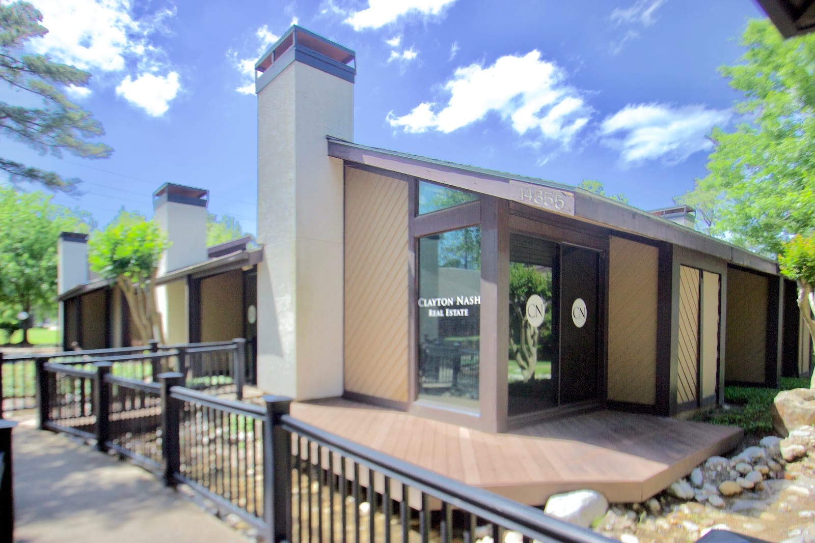 WealthLux International Realty, photo 4