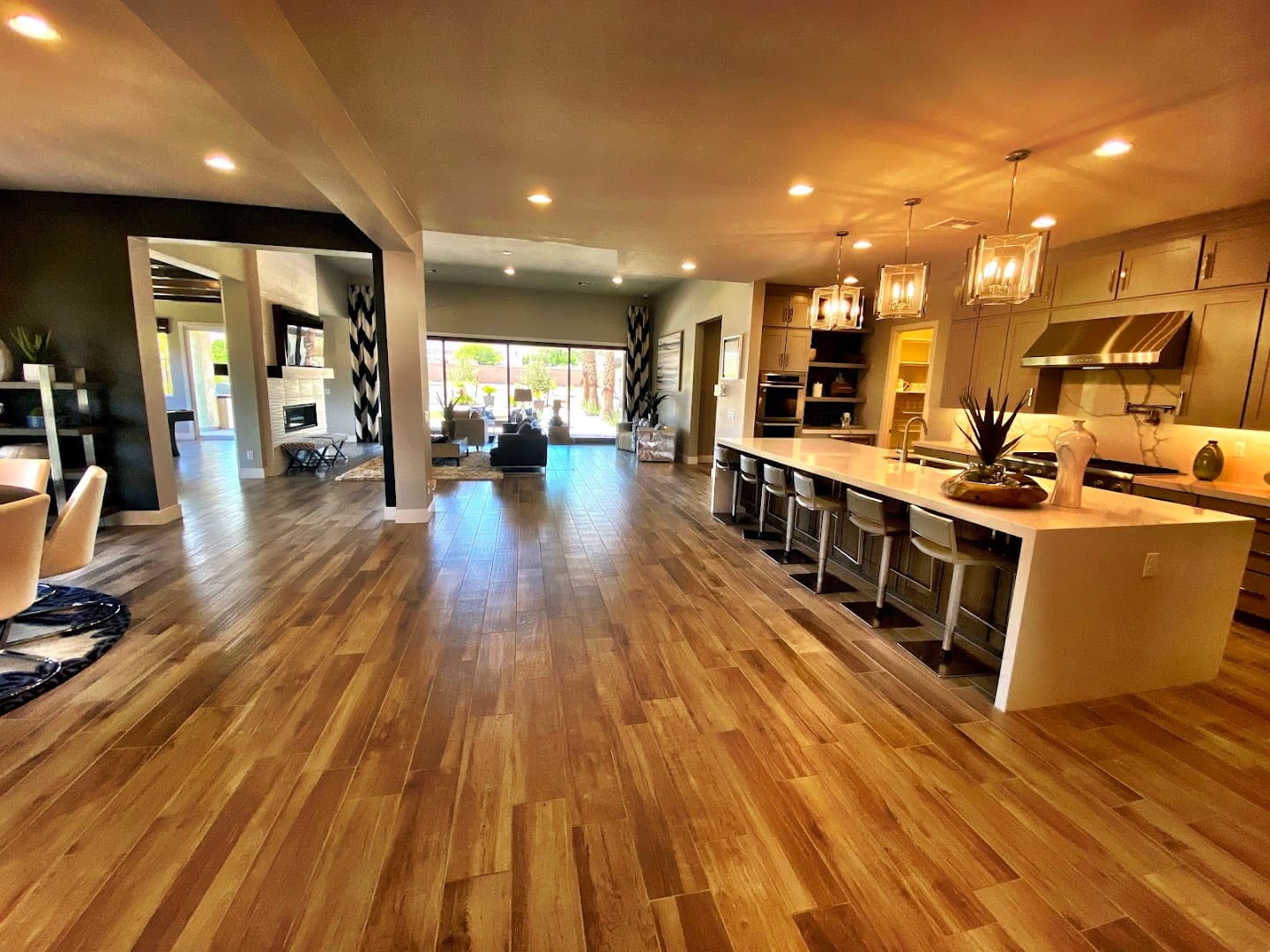 Apollo K. Tillman Homes in Las Vegas, at Realty One Group S. 0184136