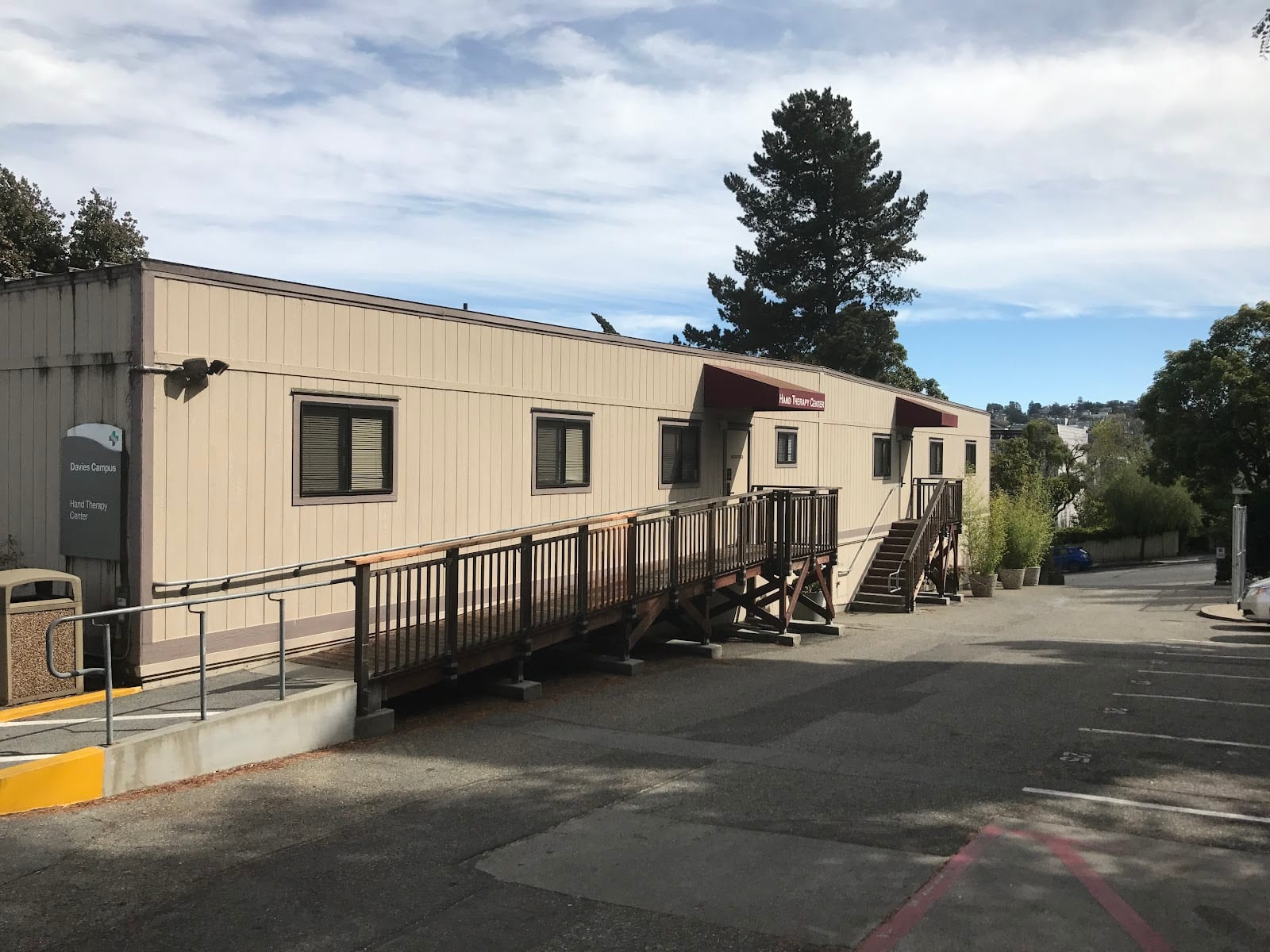 Davies Campus Hand Therapy Center