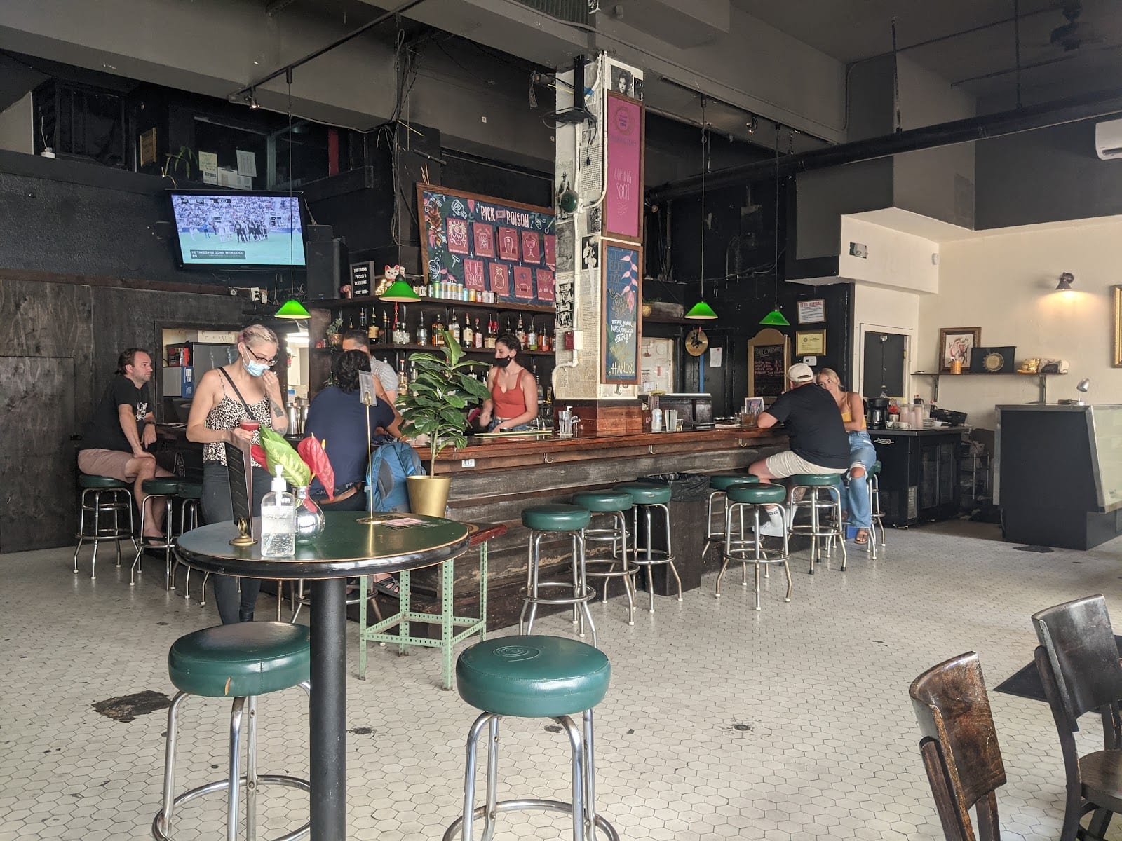 Proof Social Club, photo 4