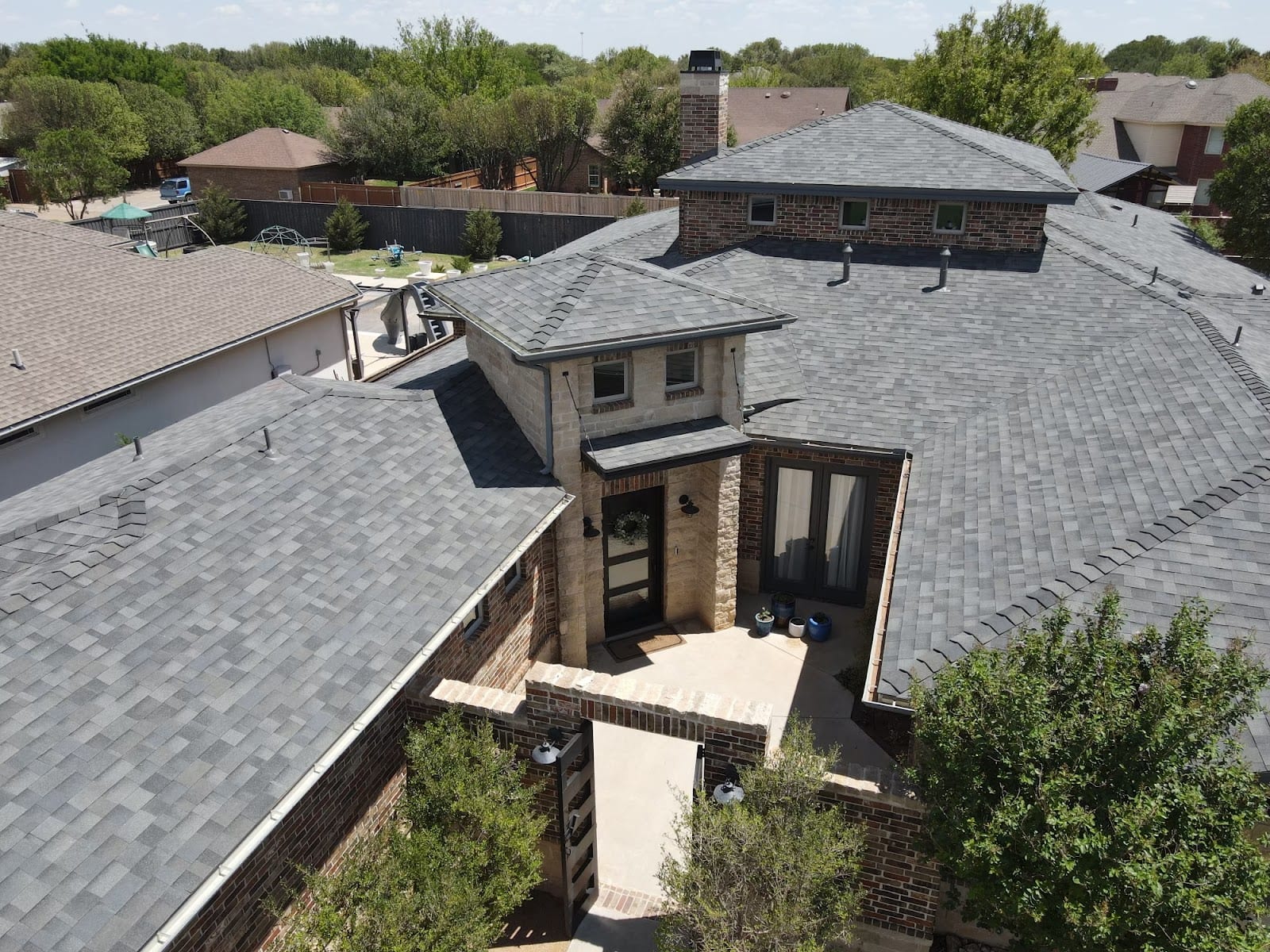 LBK Roofing