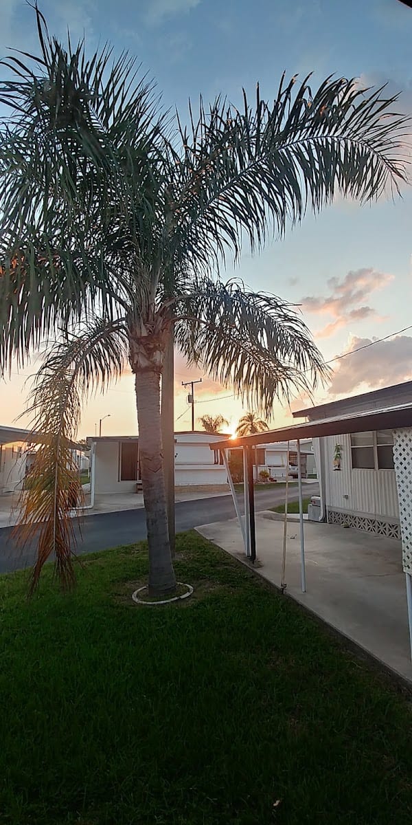 South Winds Mobile Home Park