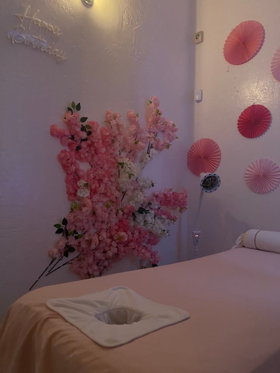 Sweet & Smile Massage