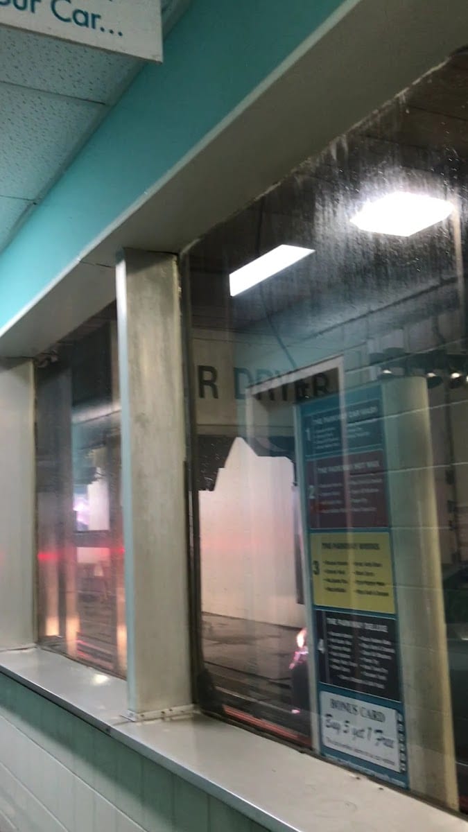 Parkway Car Wash, photo 3