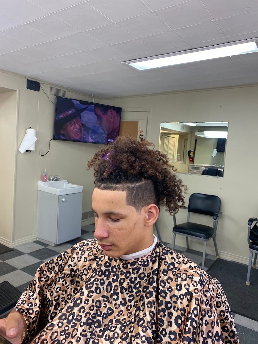 Jojo's Family Barbershop, photo 3