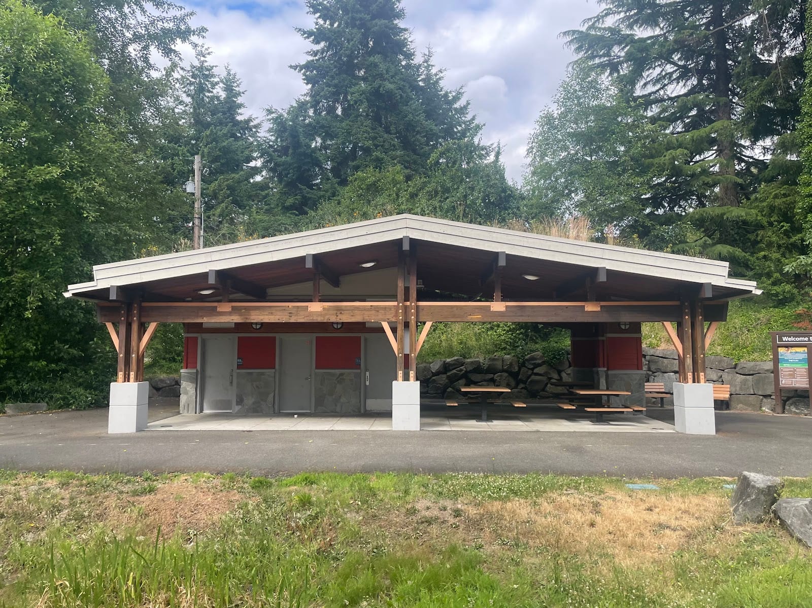 Karen Fraser Woodland Trail - Eastside Trailhead