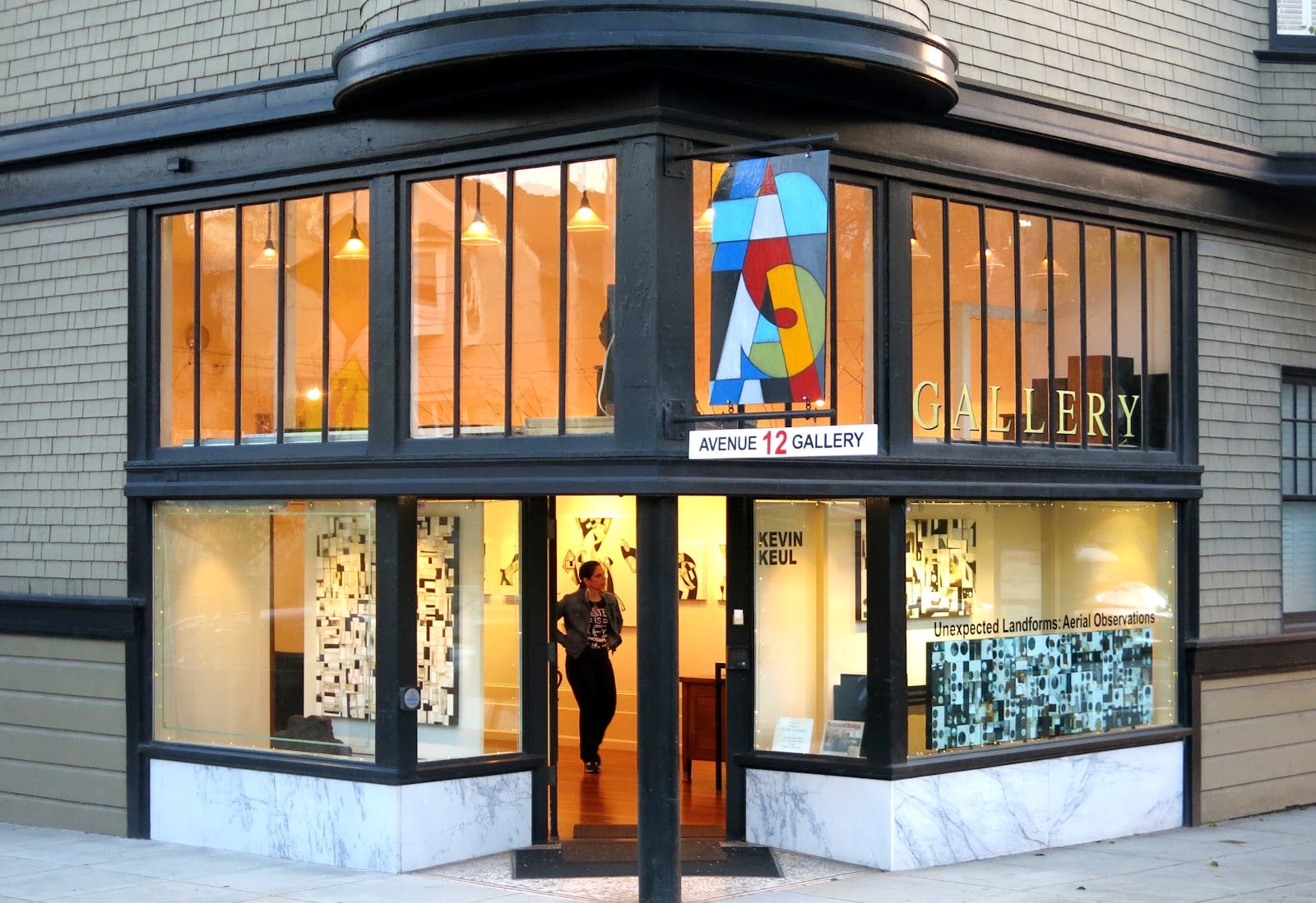 Avenue 12 Gallery, photo 3