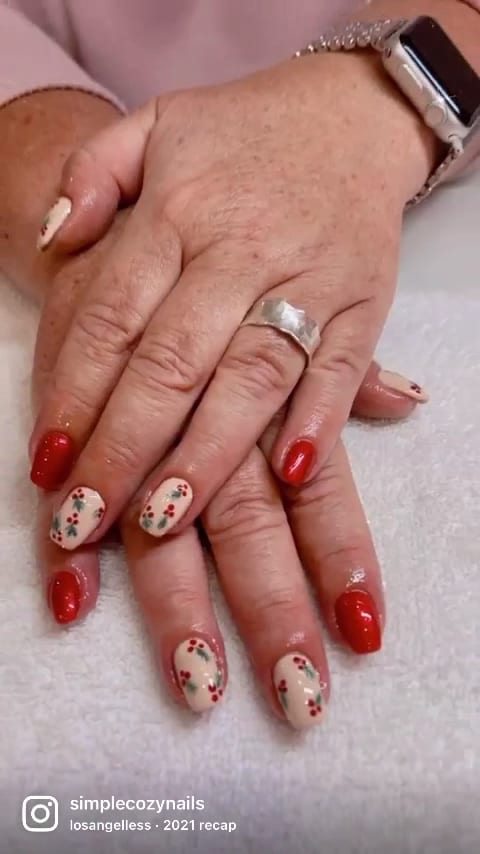 Simple Cozy Nails, photo 3