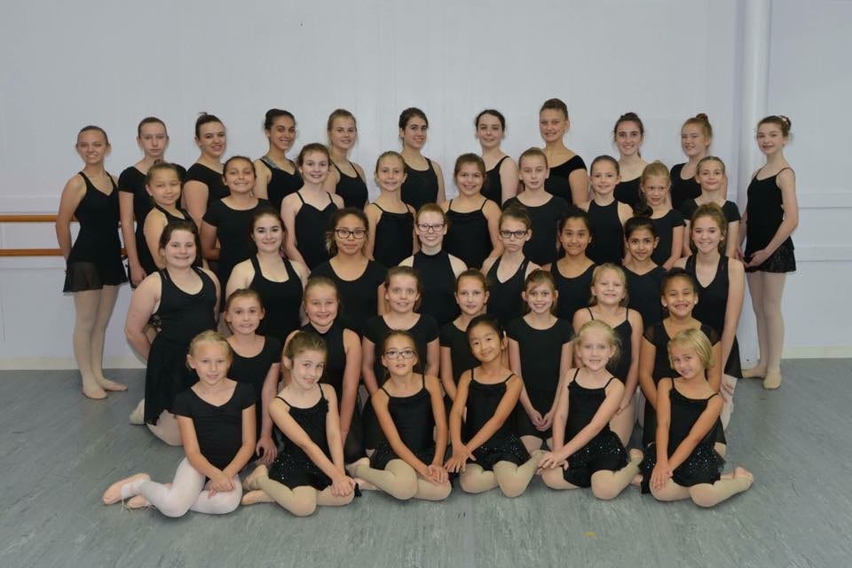 Dancers' Corner, photo 3