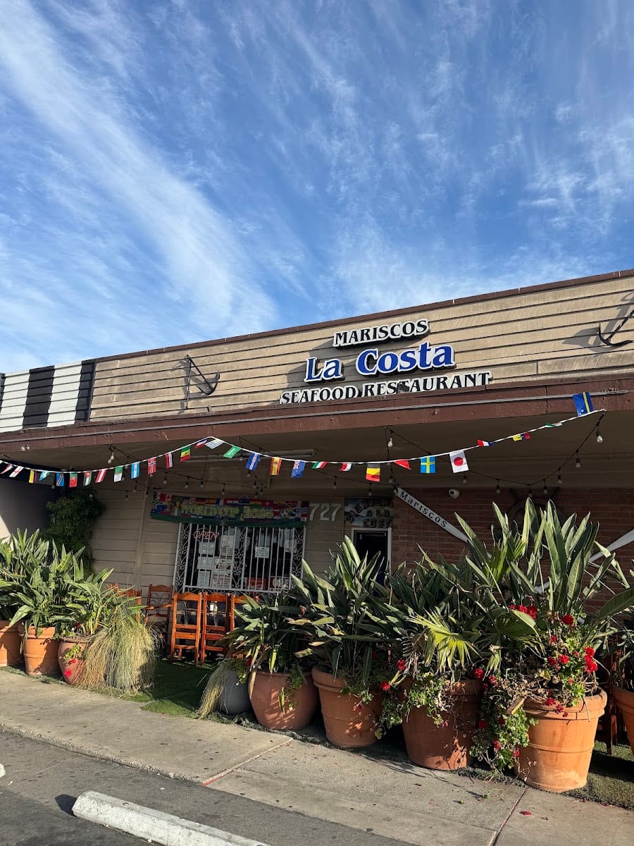 Mariscos La Costa (Sports Bar & Seafood), photo 2