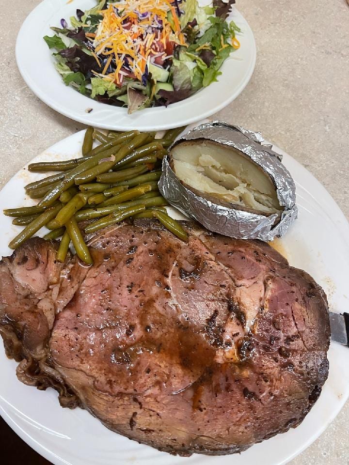 Junior and Rosie's Cafe and Grill