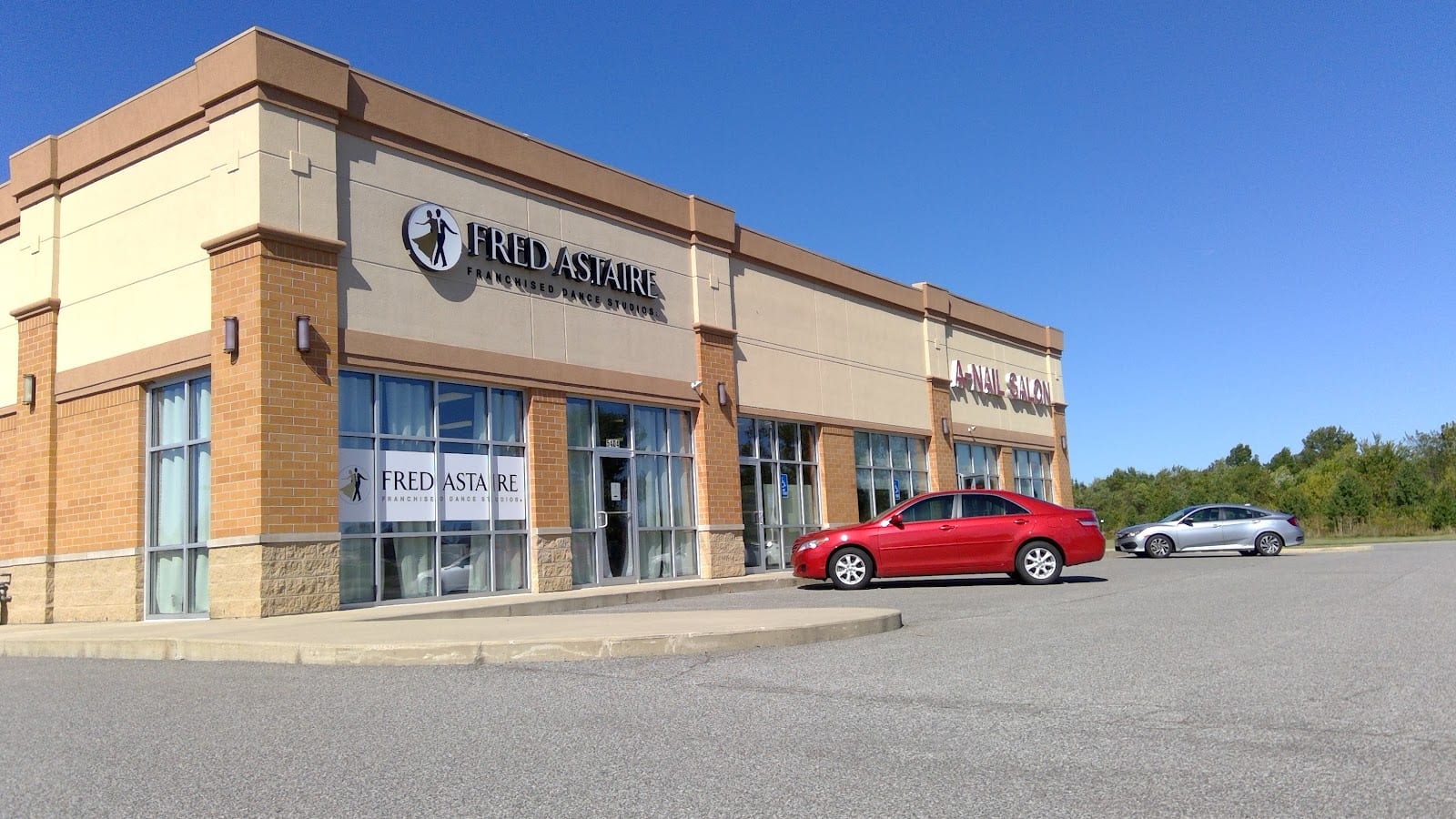 Fred Astaire Dance Studios - Fort Wayne Northeast, photo 2