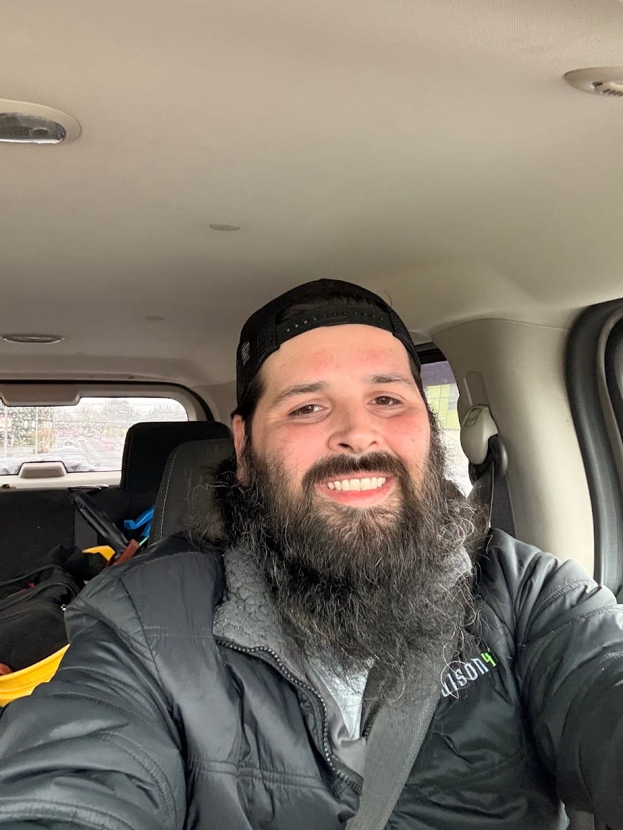 Lilly Denture Center: Patrick Carbone, DPD