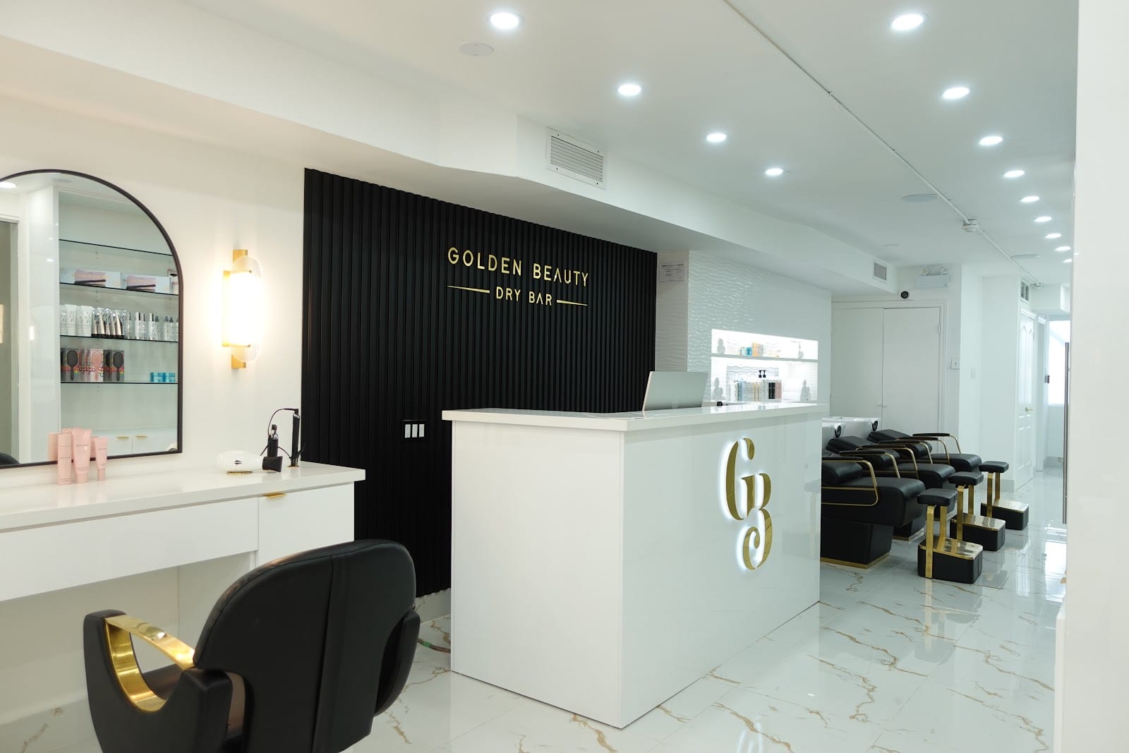 Golden Beauty Dry Bar