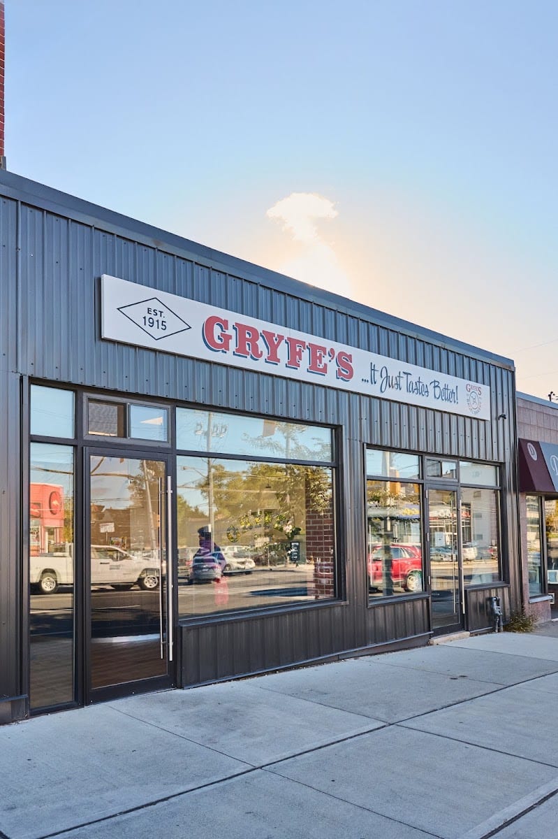 Gryfe's, photo 2