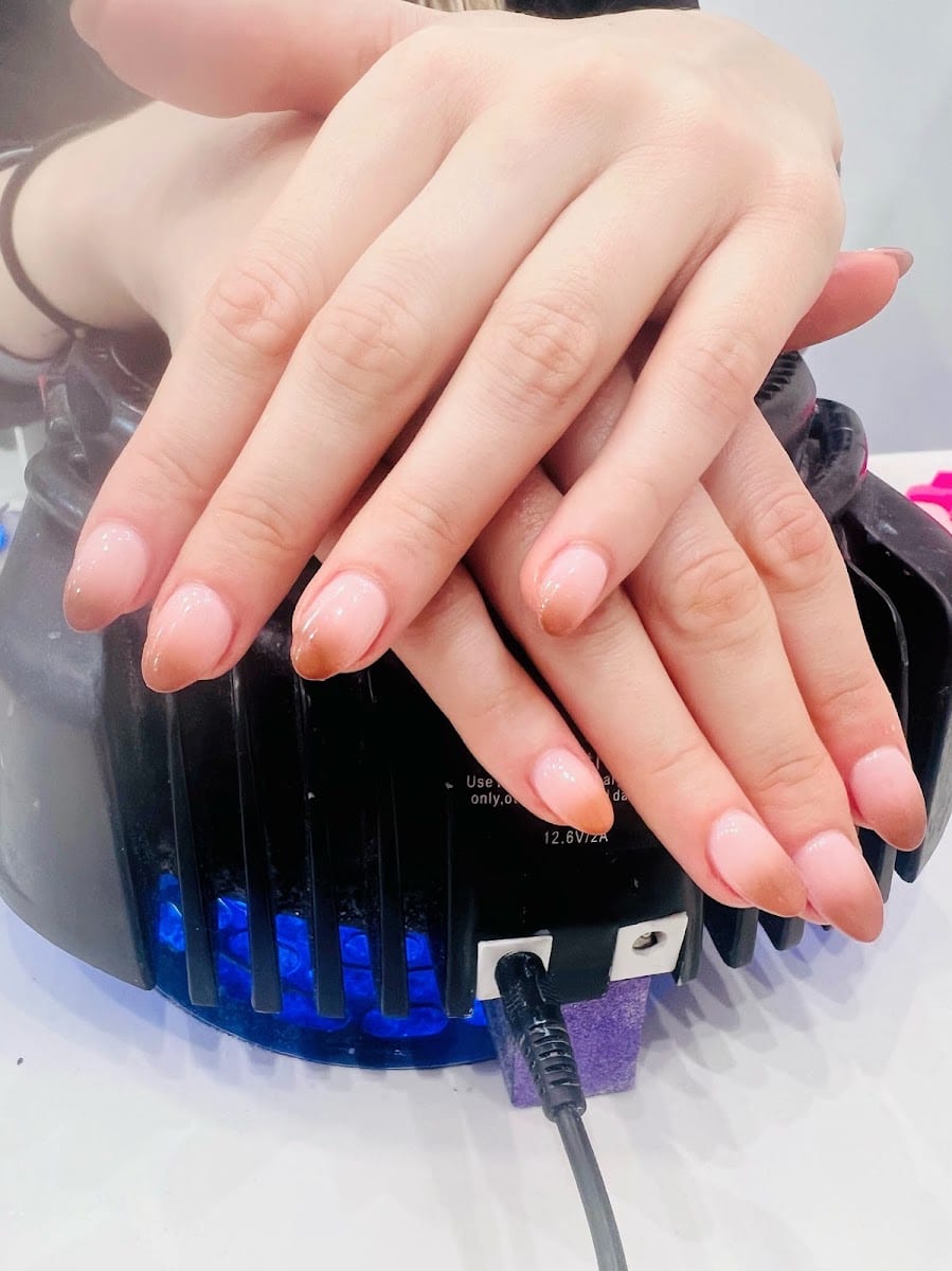 Kim Thy Nails, photo 2