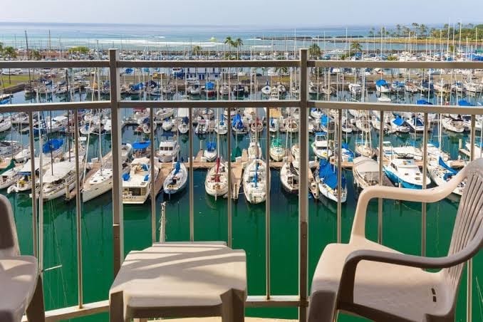 Beautiful Sunset Views, Ilikai Hotel 410 Free WIFI, No Resort Fees!, photo 2