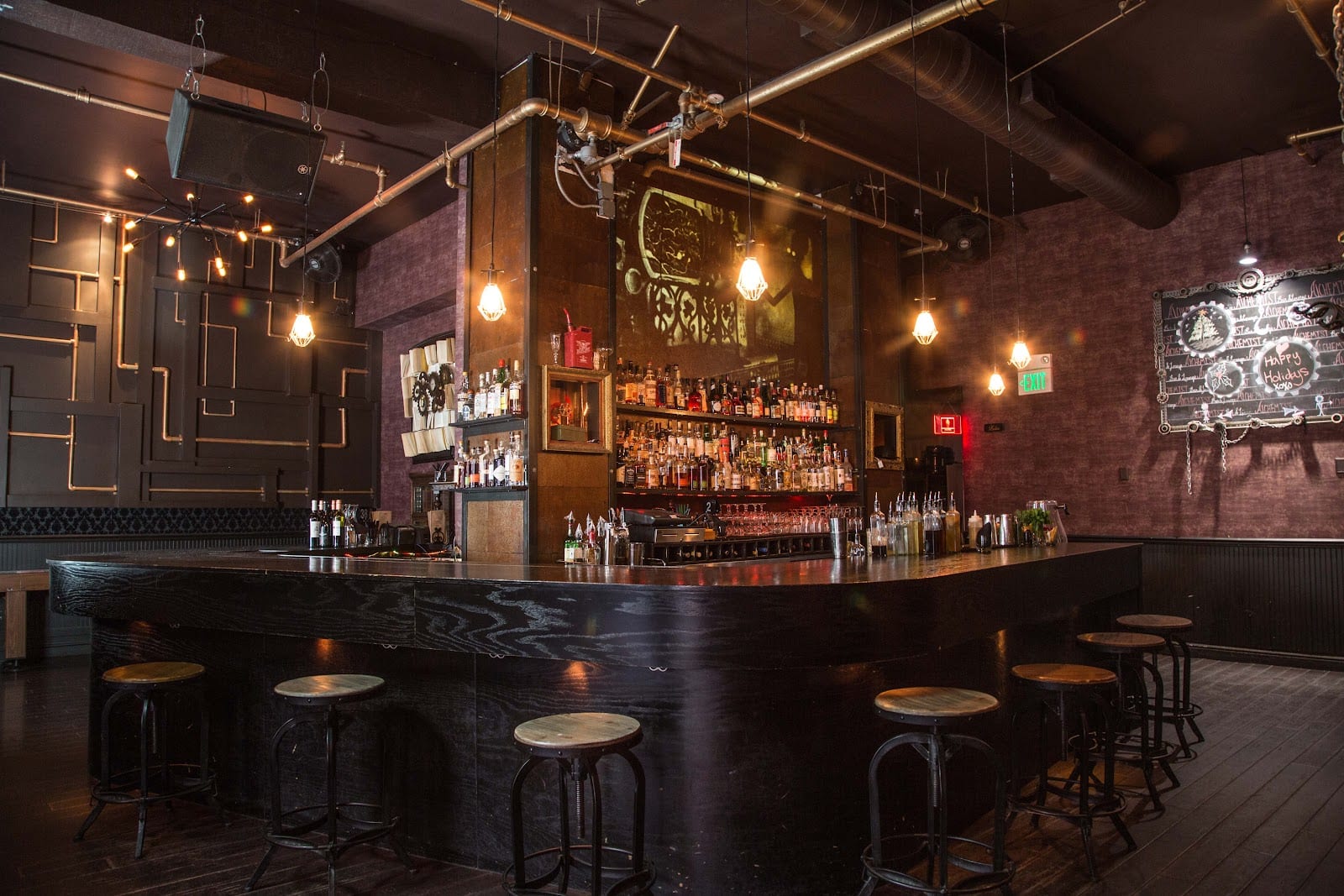 Alchemist Bar & Lounge, photo 2