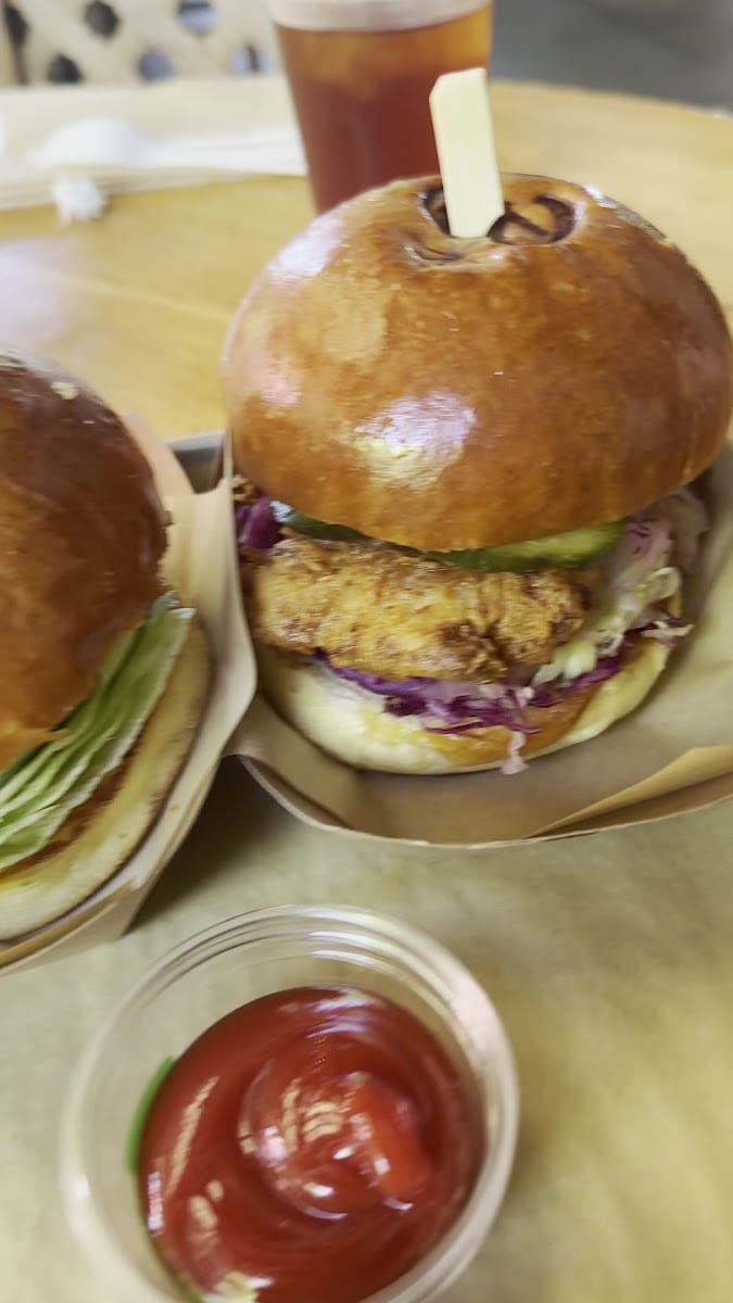 Burgers & Half Bottles, photo 2