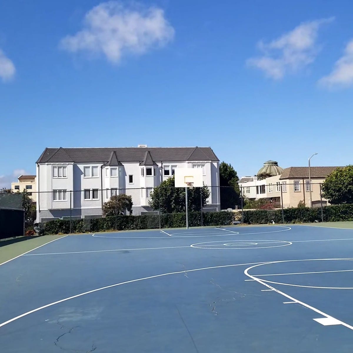 Rossi Park Basketball and pickleball Court
