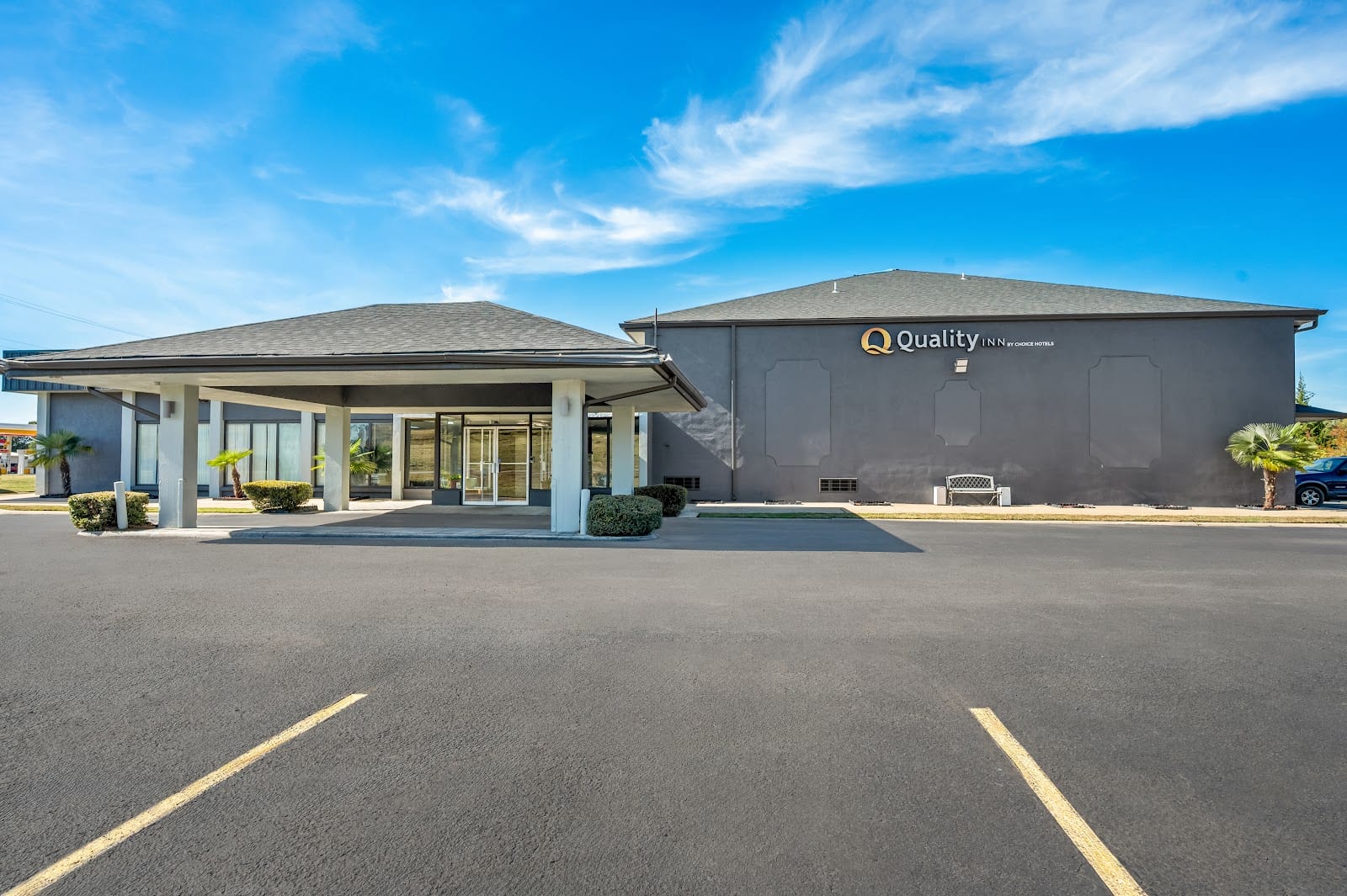 Americas Best Value Inn & Suites Little Rock at Scott Hamilton Dr, photo 3