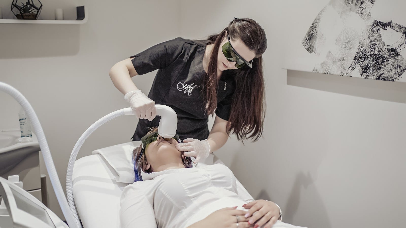 Mikki's Wax Bar, photo 4