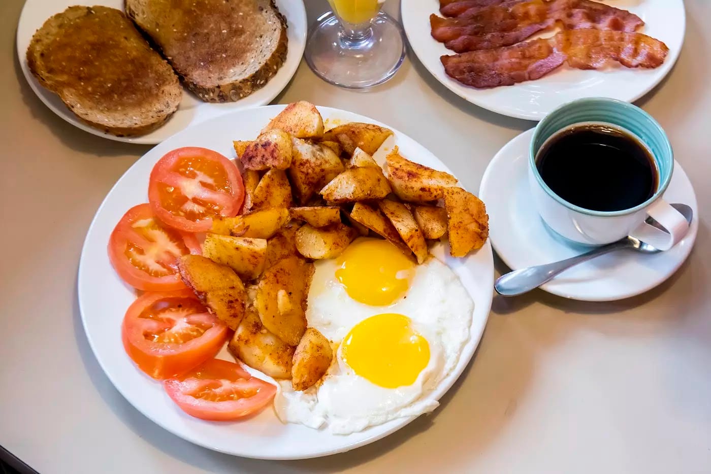 Avenue Diner