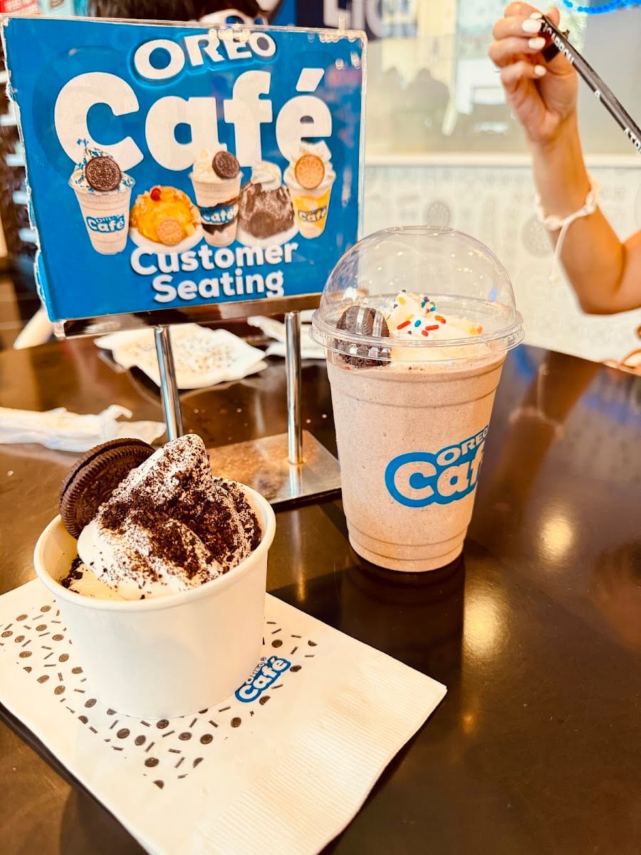 Oreo Cafe