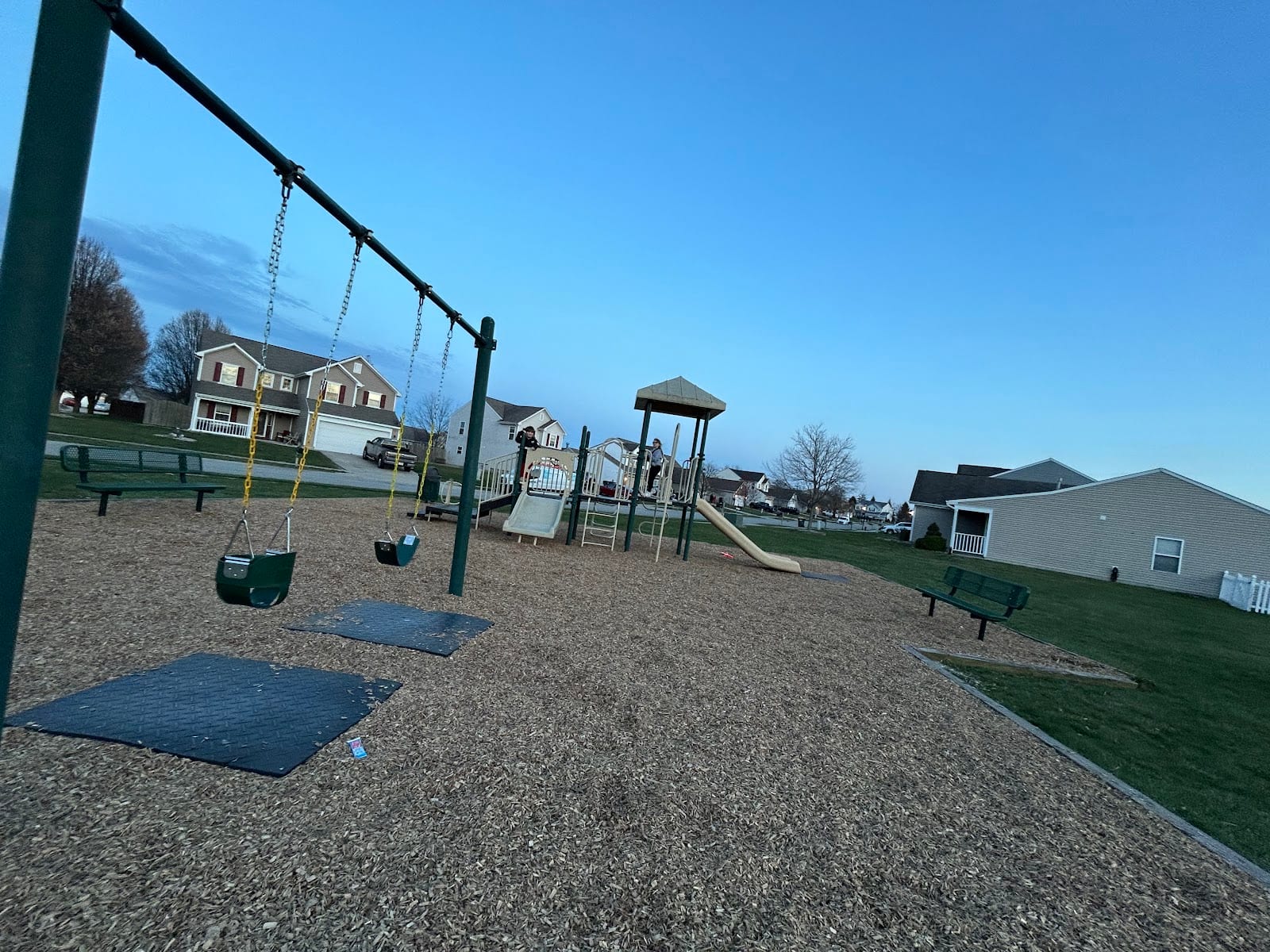Paramount Springs Playground, photo 2