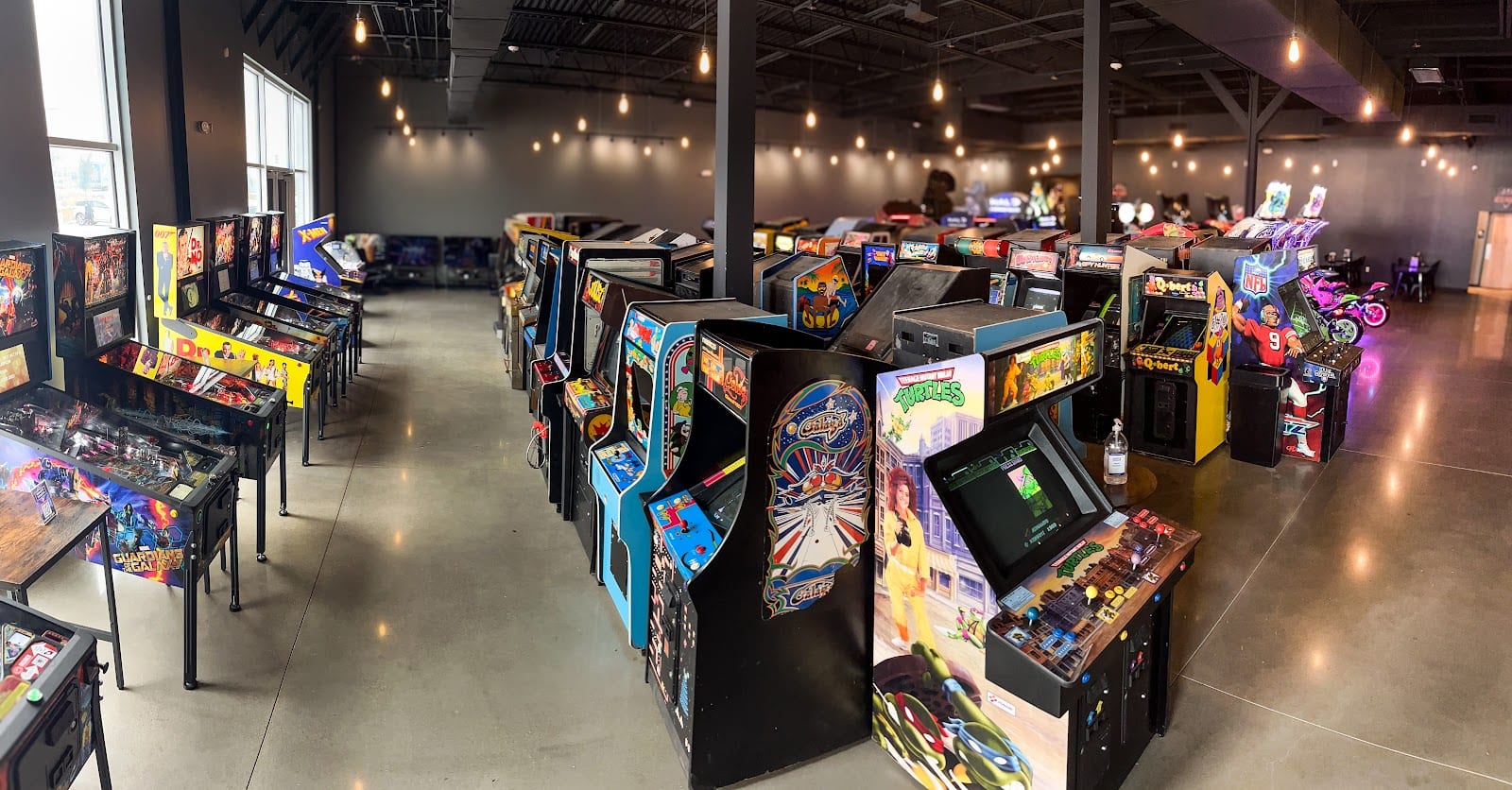 Arcade 92 Retro Arcade, Bar and Restaurant, photo 2
