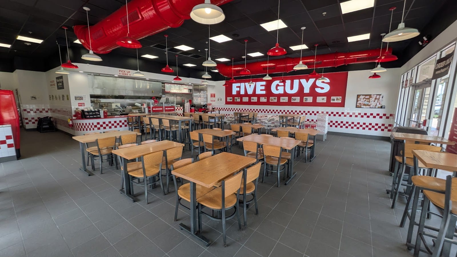 Five Guys, photo 2