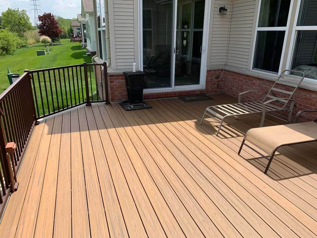 North Port Deck, photo 2