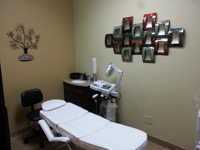 Arch Brows Threading & Spa - Flower Mound