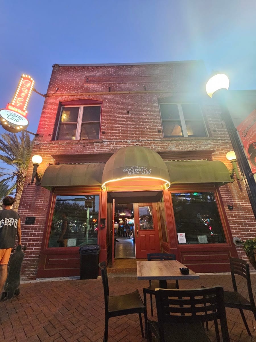The Gator Club, photo 2