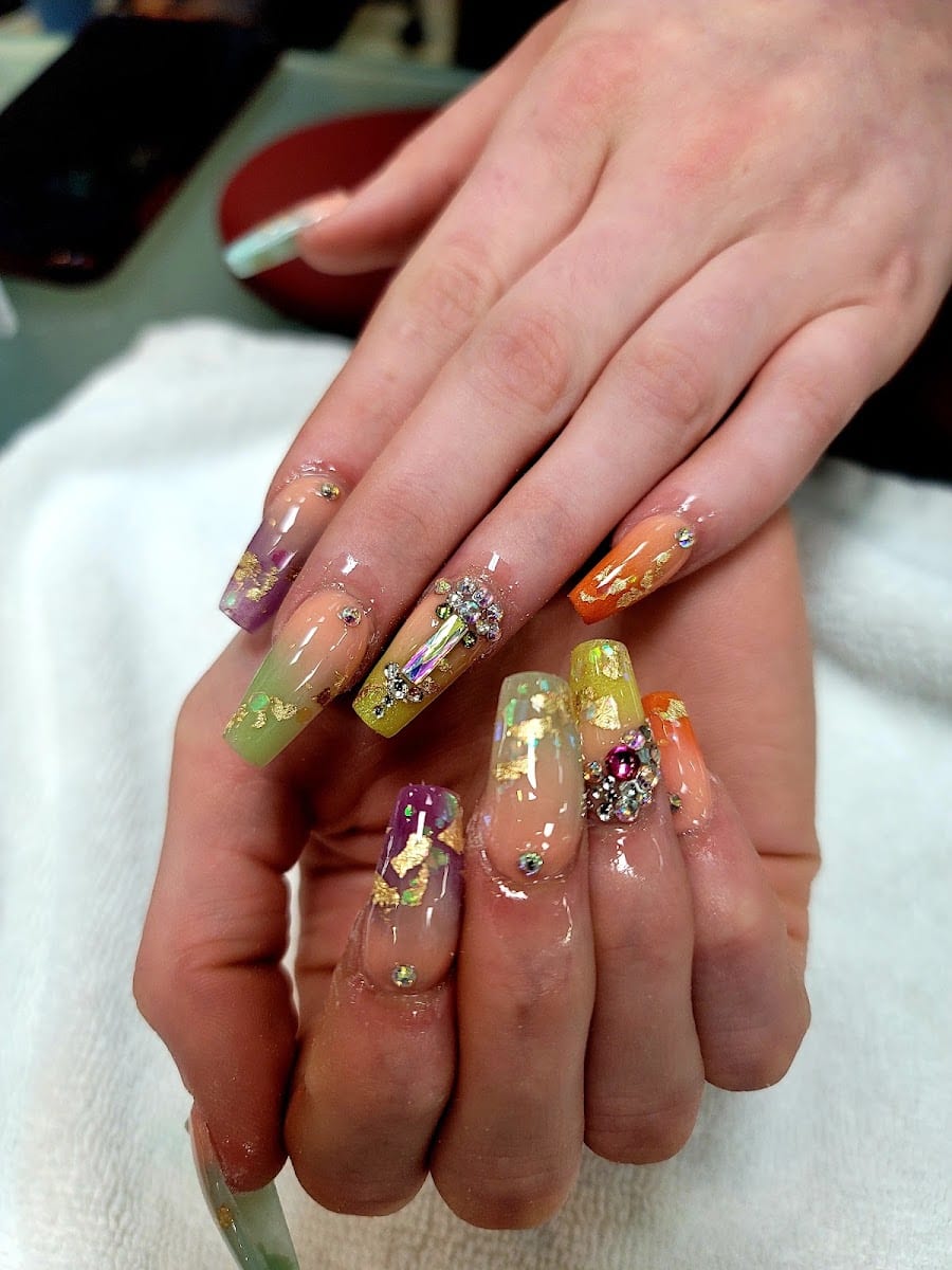 L.P.C NAILS