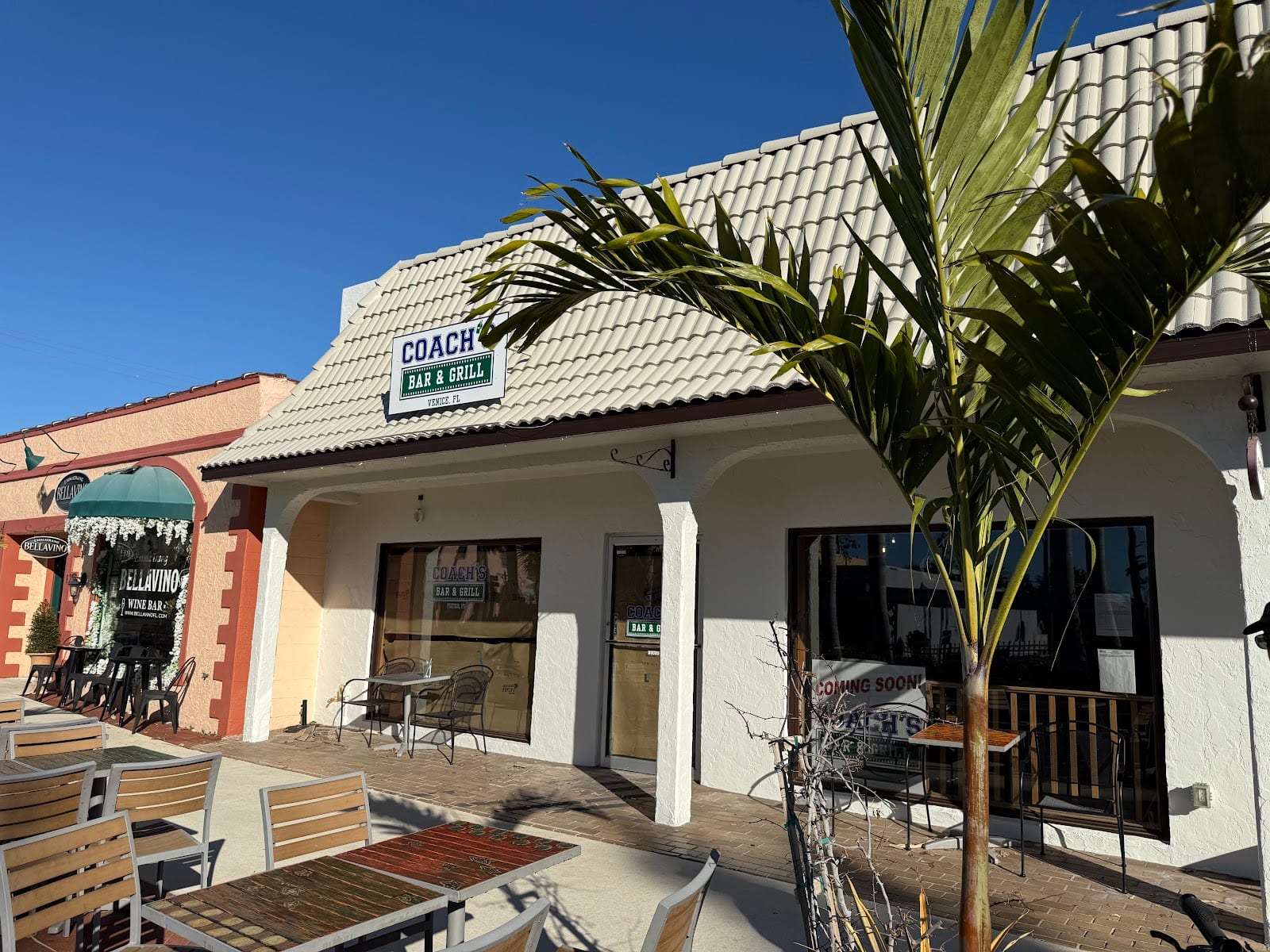 Coach's Bar & Grill, photo 2