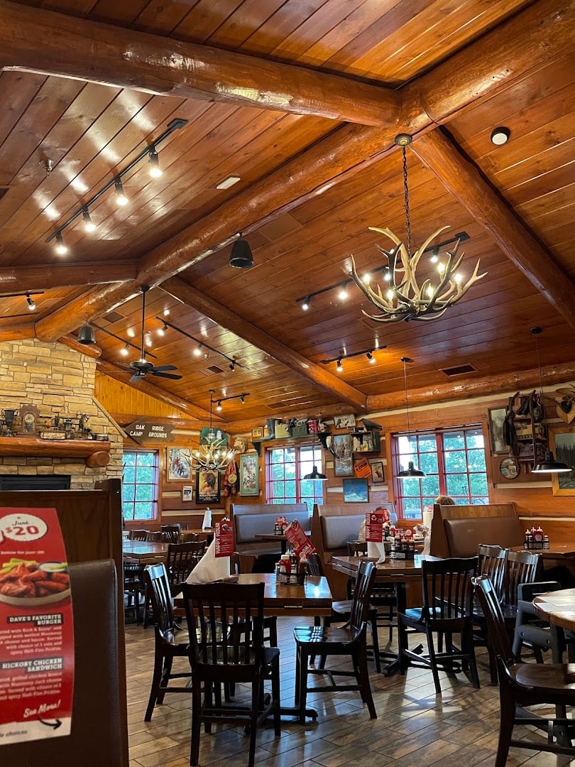 Famous Dave's Bar-B-Que