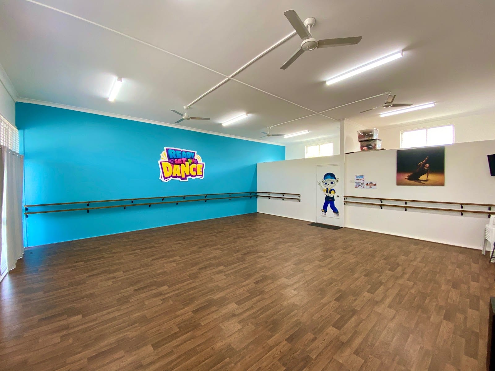 DANCE EXPRESS MACKAY