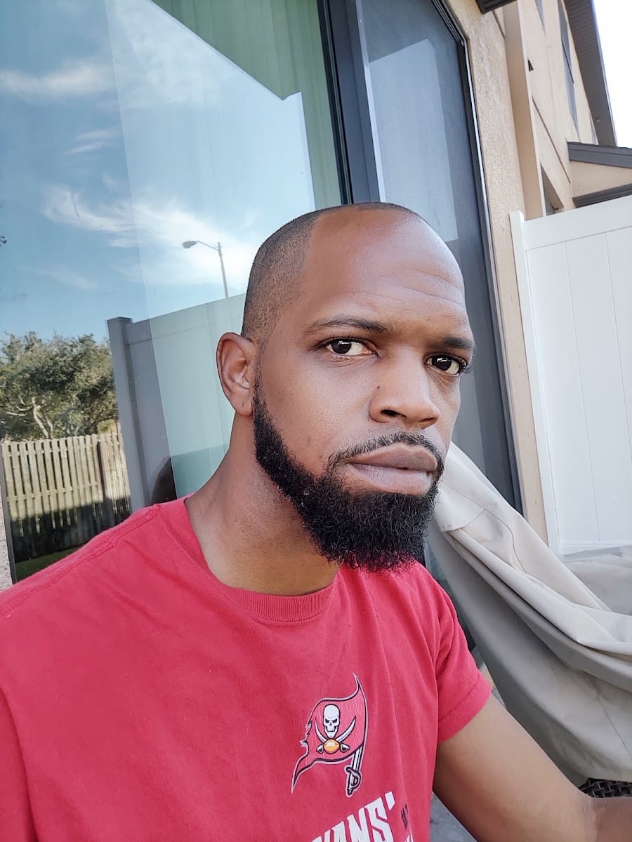 Cleve's FX Barber Shop