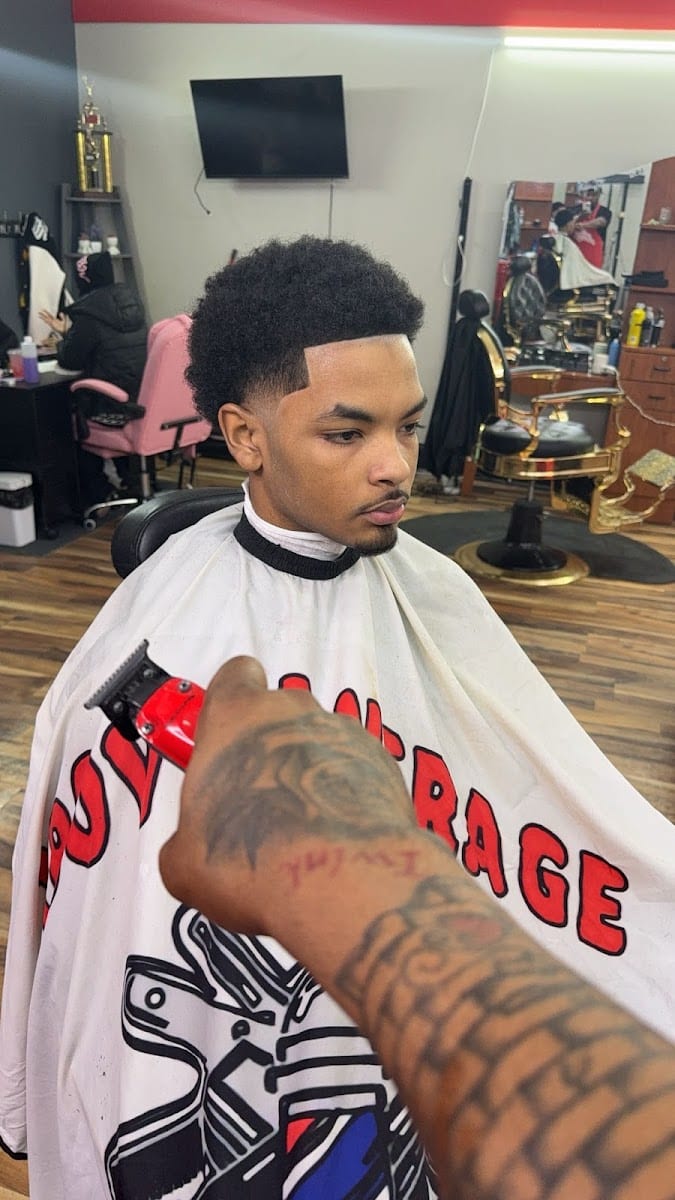 Above Average Barber Lounge, photo 2