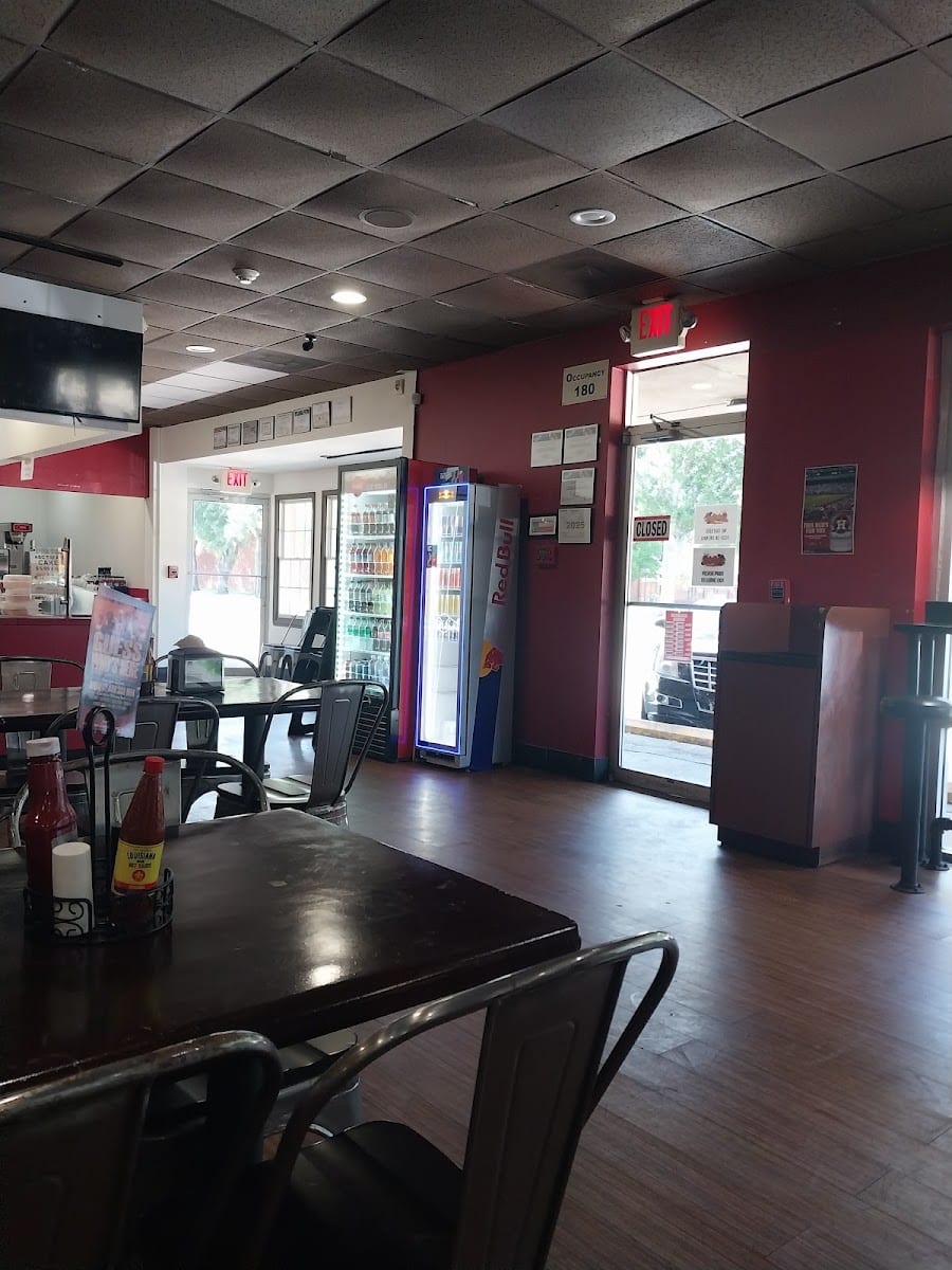 Dorothy’s Bar & Grill, photo 2